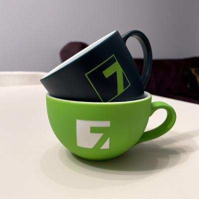 Pískování a barvení keramiky