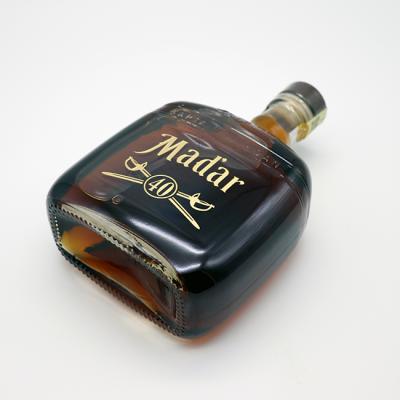 Hloubkové pískovaní a barvení skla